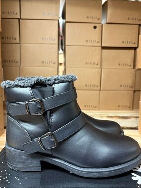 Women's Black Faux-Leather Ankle Booties with Faux-Fur Collar and Buckle Straps